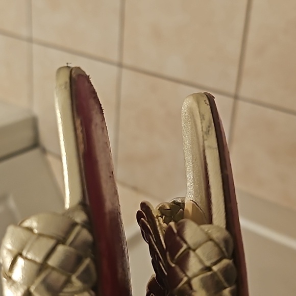 CL Marilla Flat Metallic Red Sole Slide Sandal - Picture 8 of 9